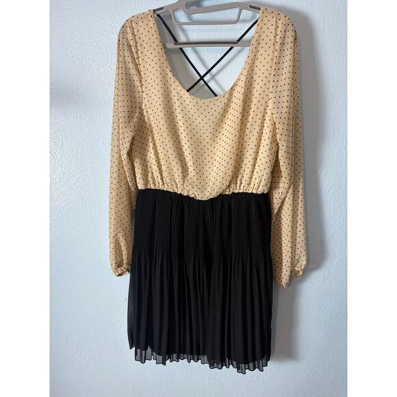 Everly Dresses & Skirts - Everly Polka Dot Pleated Dress Beige Black‎ Long Sleeve Open Back Mini Dress